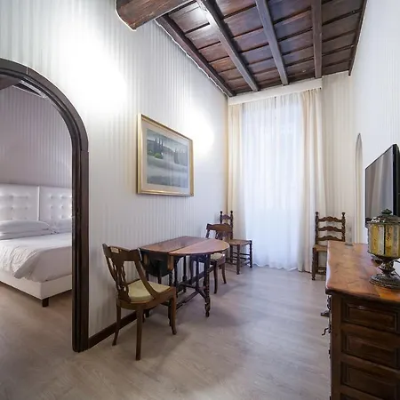 Hotel Trevi 41 Rome