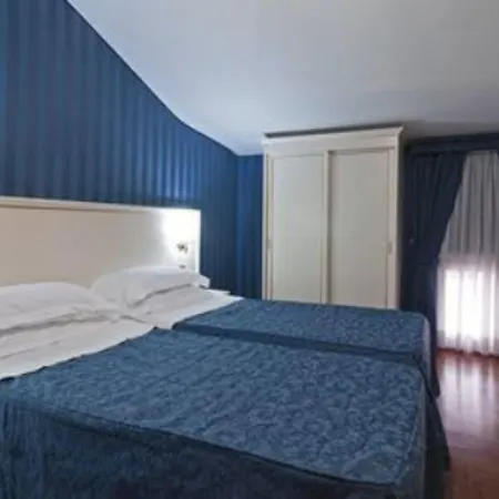 Hotel Trevi 41 Roma