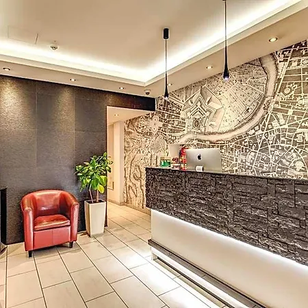 Hotel Trevi 41