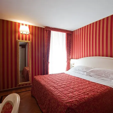 Hotel Trevi 41 Rome