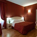 Hotel Trevi 41 3*